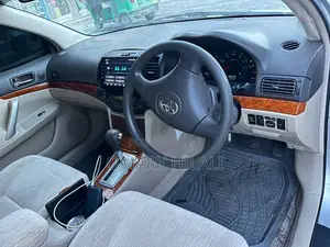 Toyota Premio 2004 Silver