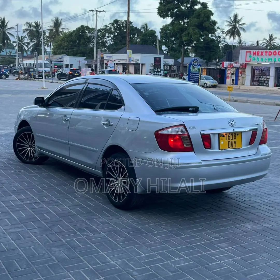 Toyota Premio 2004 Silver