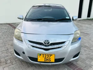Toyota Belta 2006 Silver