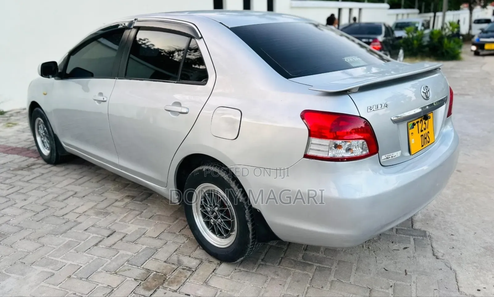 Toyota Belta 2006 Silver