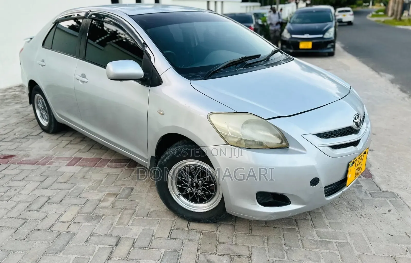 Toyota Belta 2006 Silver
