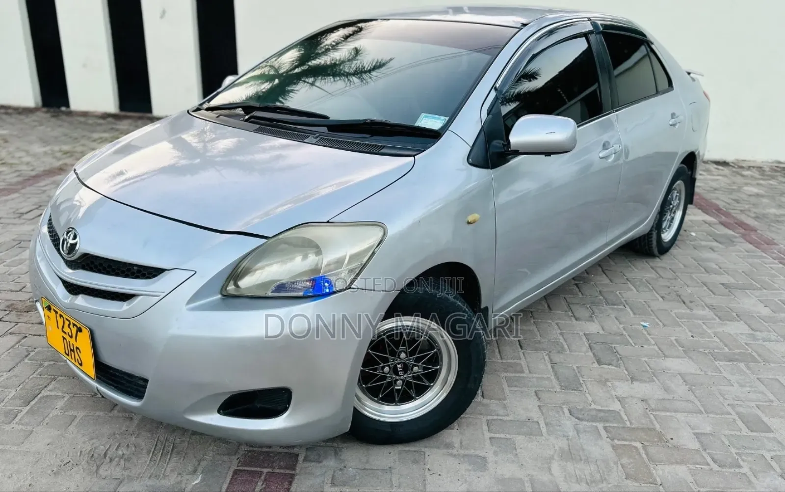 Toyota Belta 2006 Silver