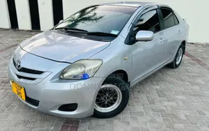 Toyota Belta 2006 Silver