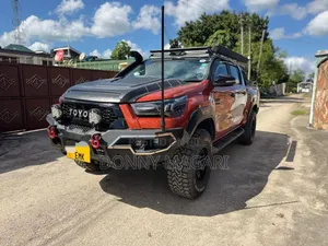 Toyota Hilux Revo Double Cab Deisel 2.8 AWD 2018 Orange