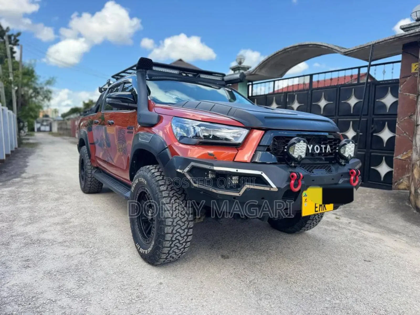Toyota Hilux Revo Double Cab Deisel 2.8 AWD 2018 Orange