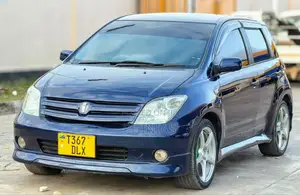 Toyota IST 2005 Blue