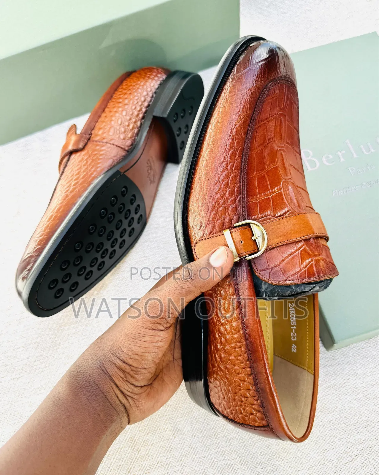 Viatu or Shoes Vya Leather Materials Vya Rangi Very Classic