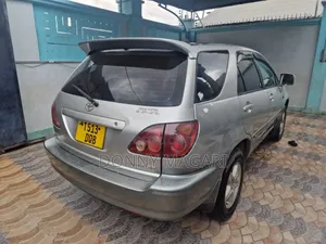 Toyota Harrier 2.4 2004 Silver