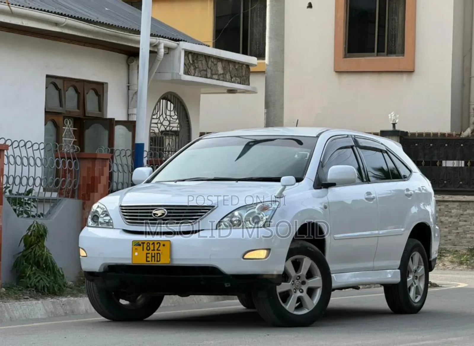 Toyota Harrier 2002 White