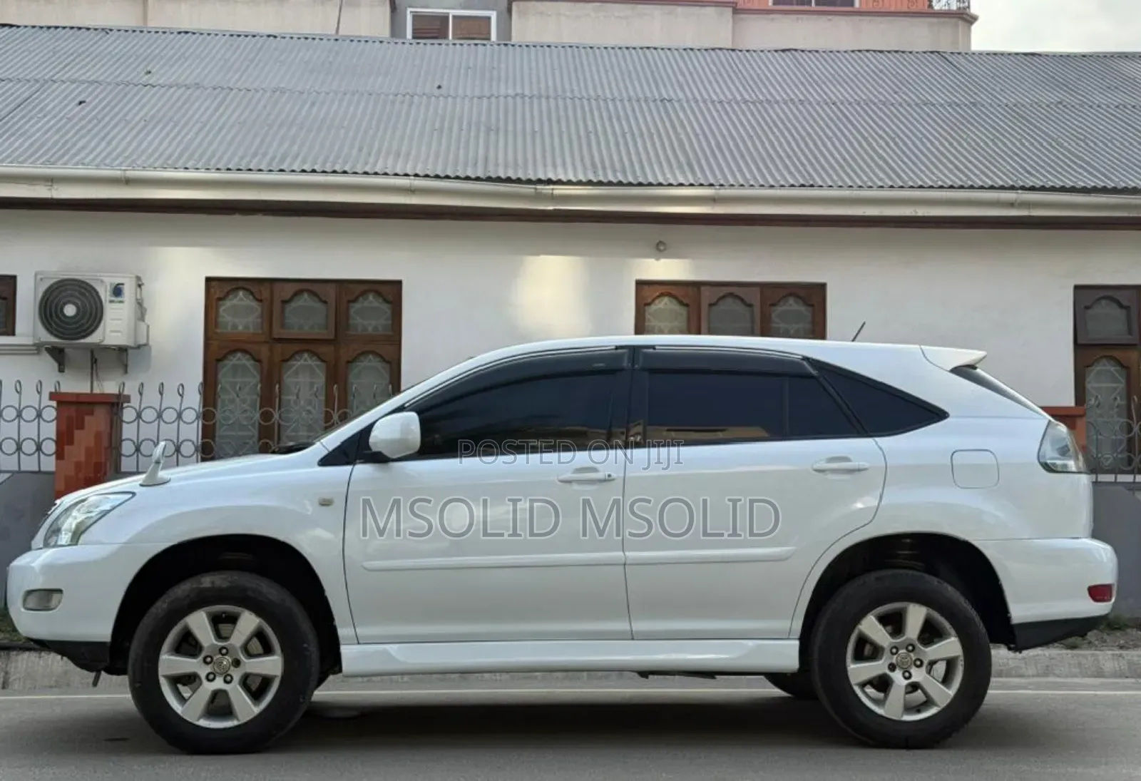 Toyota Harrier 2002 White