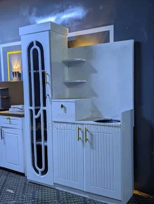 Kitchen Cabinets L -Shape Milango Mitatu Na Sehemu Ya Kabati