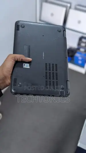 Laptop Dell Latitude 3189 4GB Intel SSD 128GB