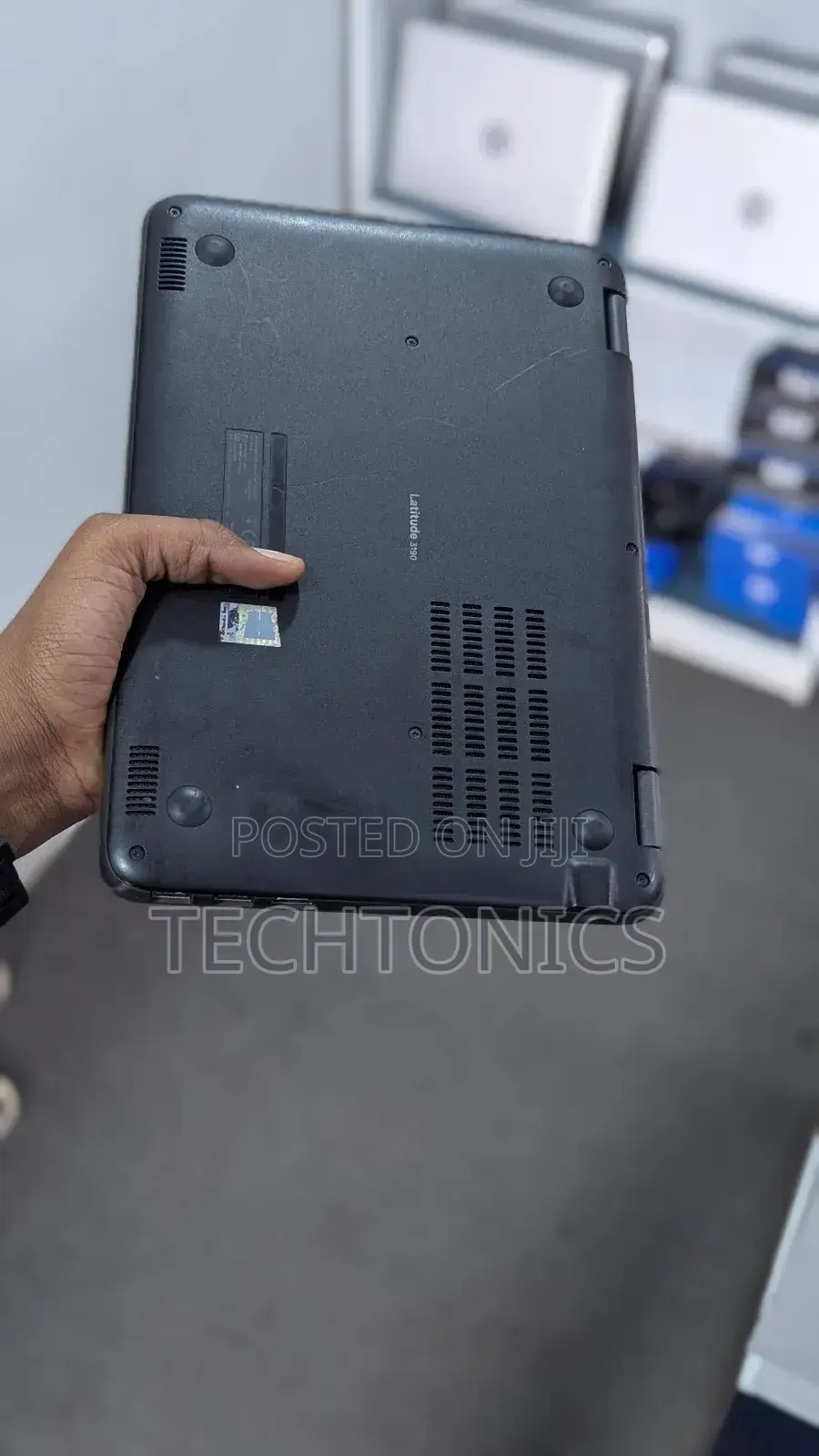 Laptop Dell Latitude 3189 4GB Intel SSD 128GB