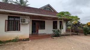5bdrm House in Mbezi Beach for rent