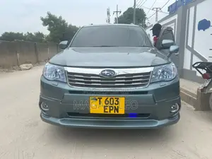 Subaru Forester 2011 Gray