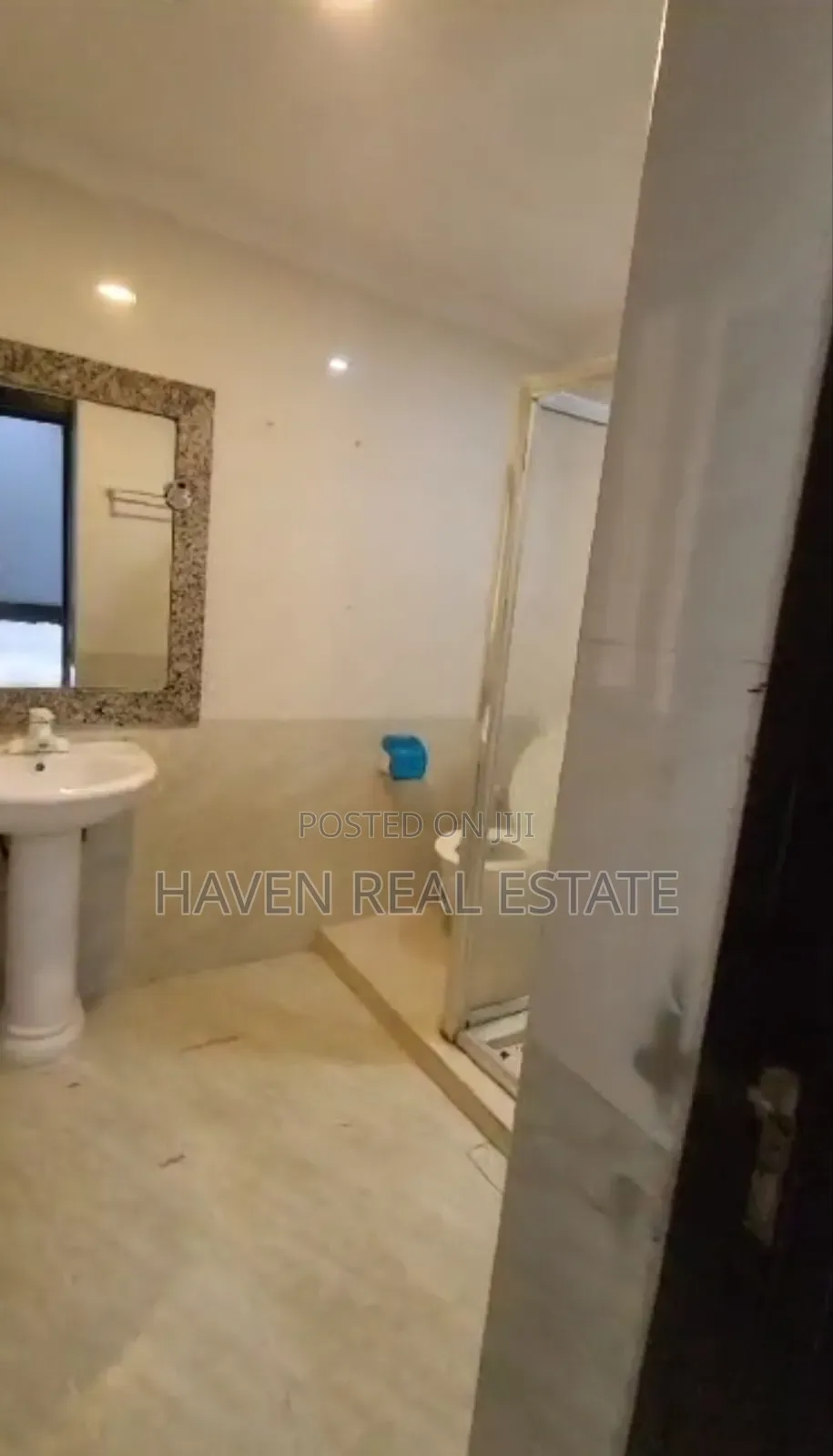 3bdrm Apartment in Upanga East for sale