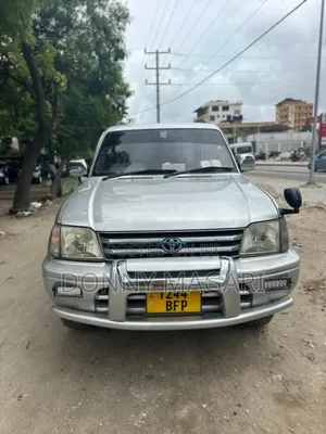 Toyota Land Cruiser Prado 2.7 3dr 2002 Silver