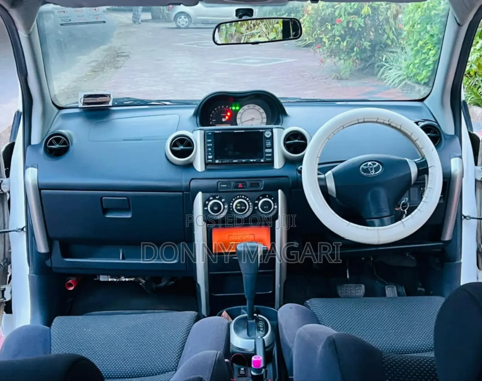 Toyota IST 2004 White