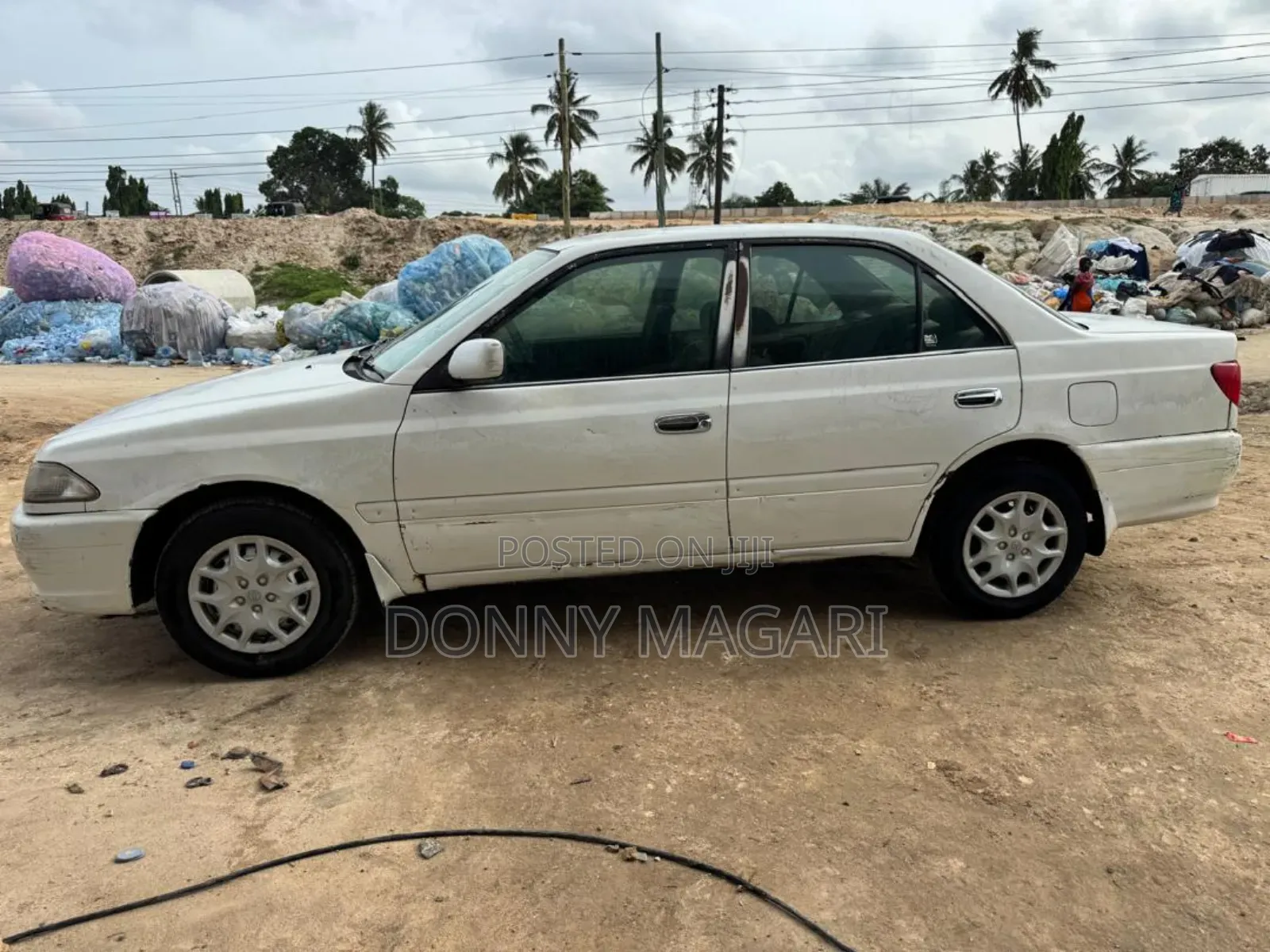 Toyota Carina 1.5 FWD Sedan 2000 White