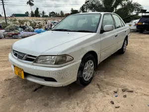 Toyota Carina 1.5 FWD Sedan 2000 White
