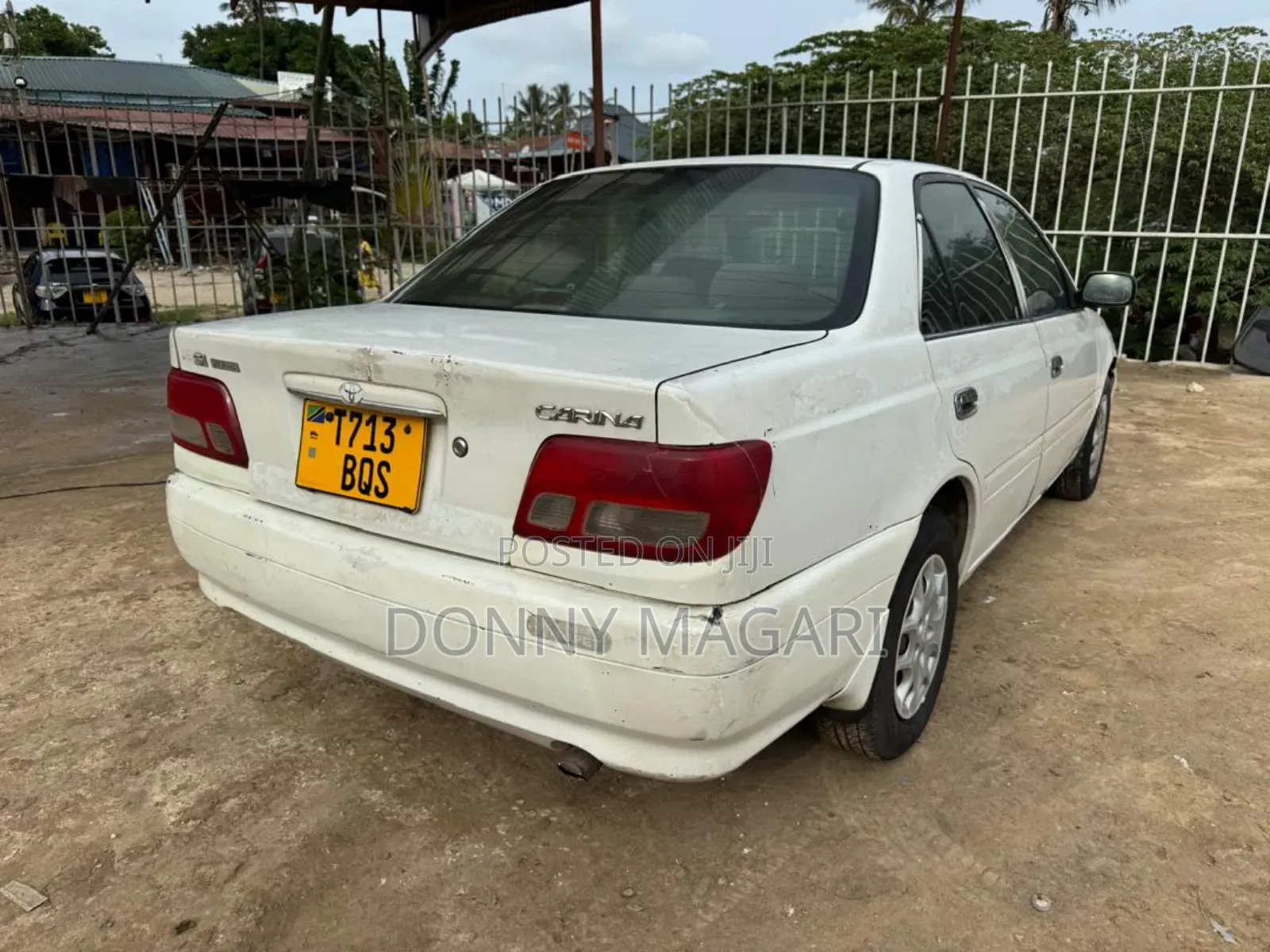Toyota Carina 1.5 FWD Sedan 2000 White