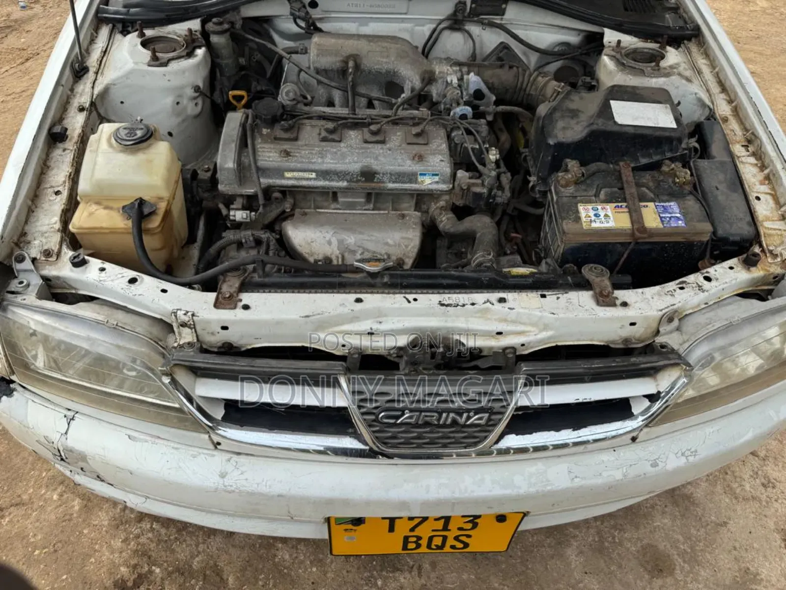 Toyota Carina 1.5 FWD Sedan 2000 White