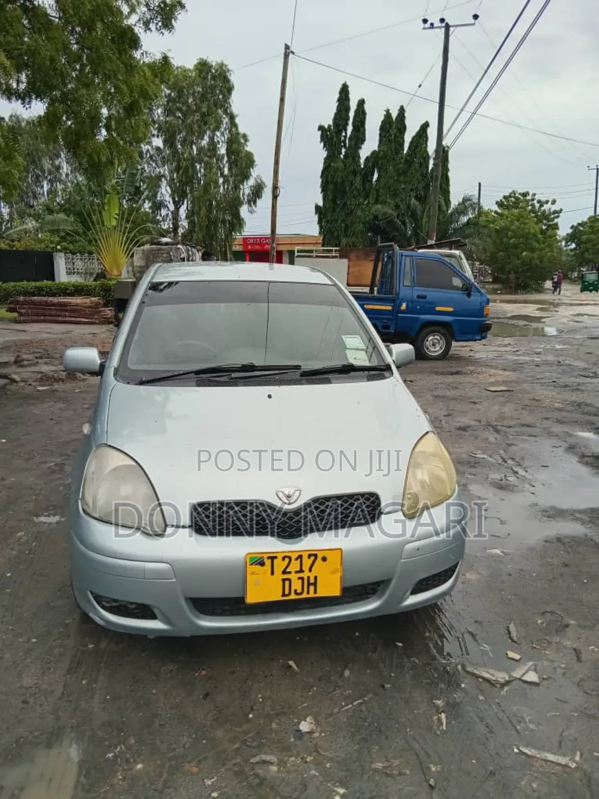 Toyota Vitz 1.3 AWD 5dr 2004 Silver