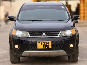 Mitsubishi Outlander 2010 Black