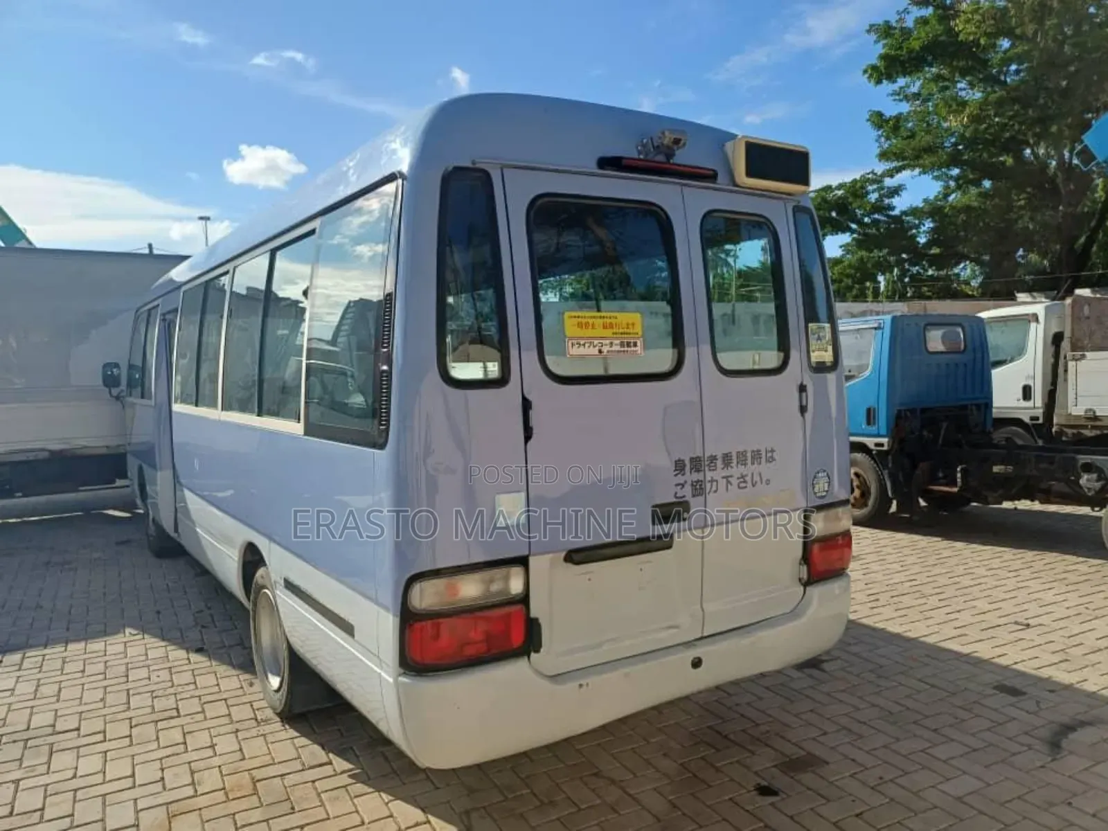 Toyota Coaster 2005 Purple