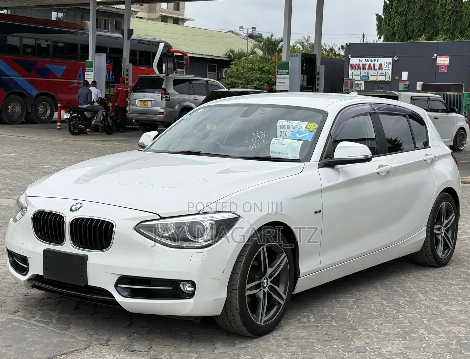 BMW 120i 2012 White