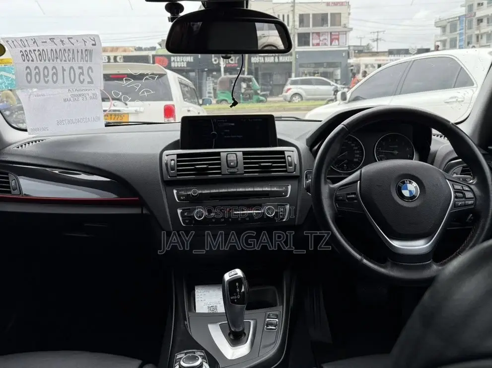 BMW 120i 2012 White