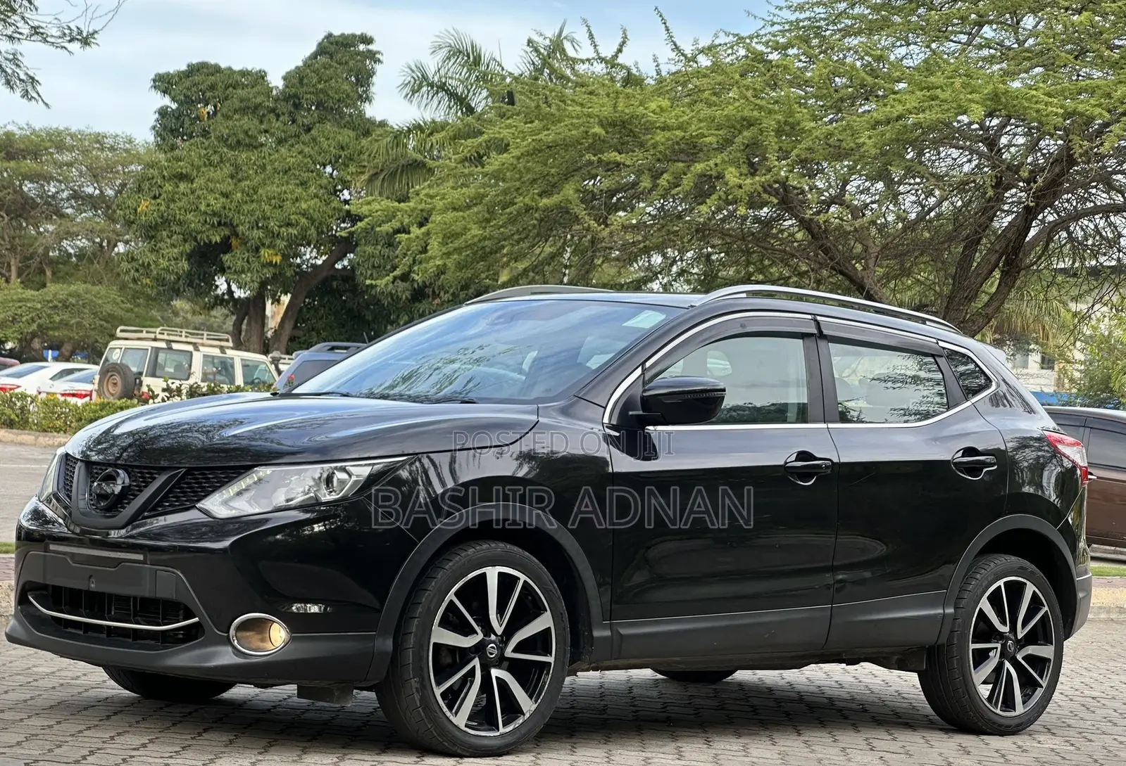 Nissan Qashqai 2017 Black