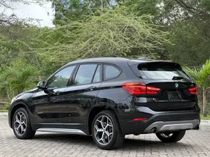 BMW X1 xDrive28i AWD 2016 Black