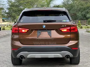 BMW X1 xDrive28i AWD 2016 Brown
