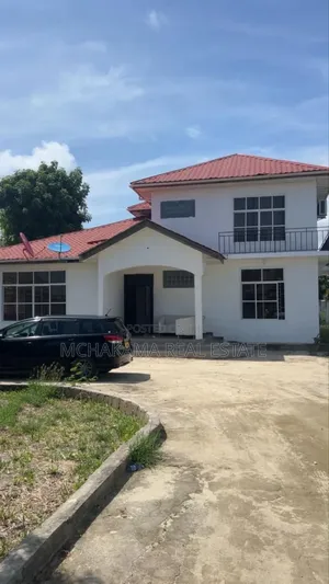 3bdrm Block of Flats in Mchakama Real Estate, Mbweni for sale