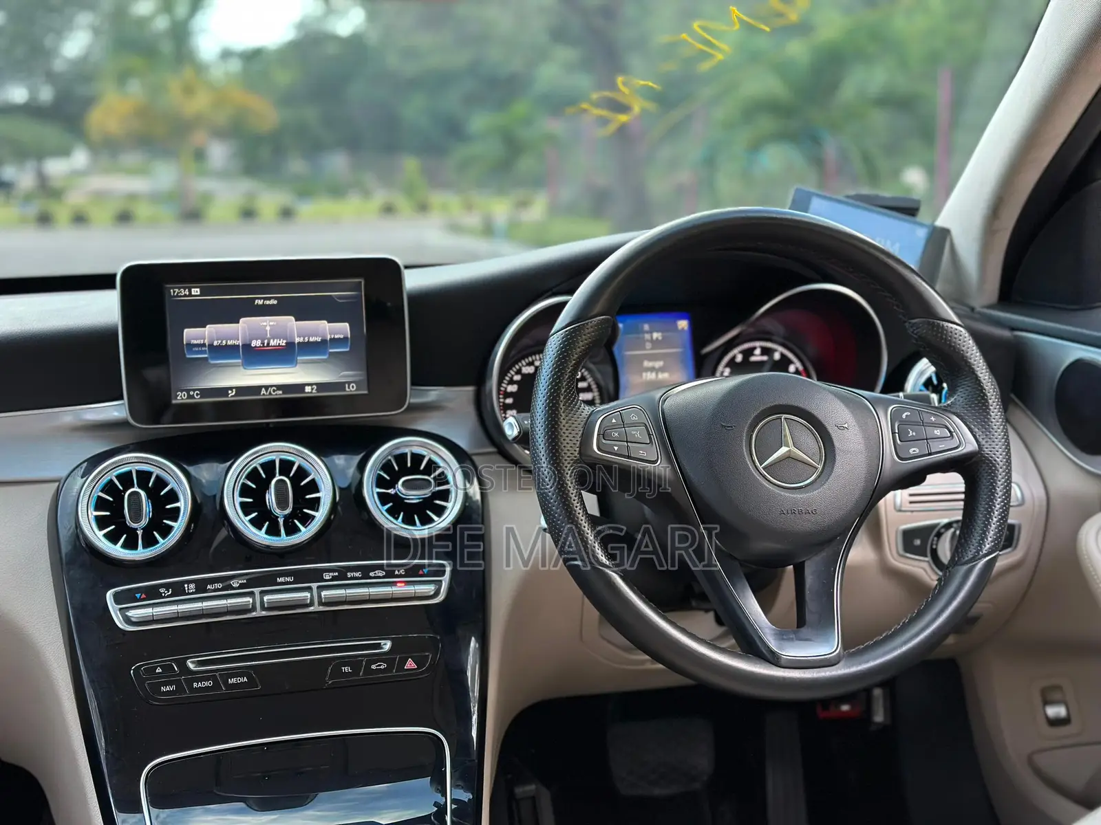 Mercedes-Benz C200 2015 Black