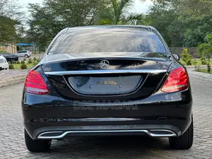 Mercedes-Benz C200 2015 Black