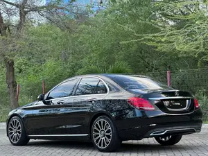 Mercedes-Benz C200 2015 Black
