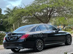 Mercedes-Benz C200 2015 Black