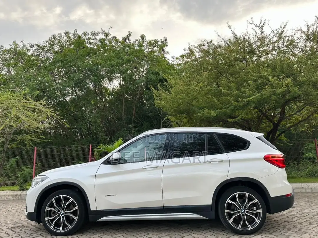 BMW X1 xDrive28i AWD 2016 White