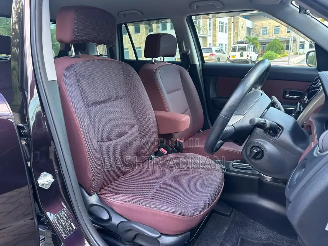 Mazda Verisa 2008 Burgundy