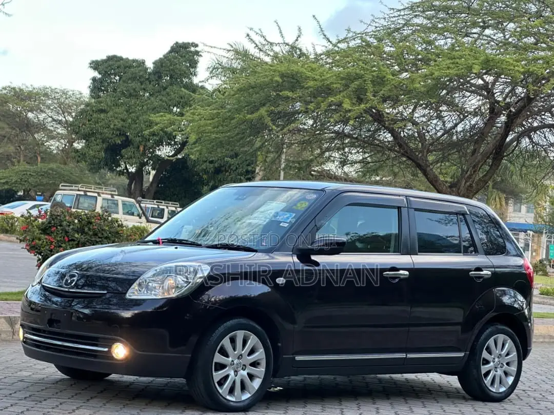 Mazda Verisa 2008 Burgundy