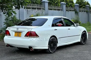 Toyota Crown 2004 White
