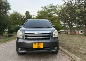 Toyota Noah 2009 Gray