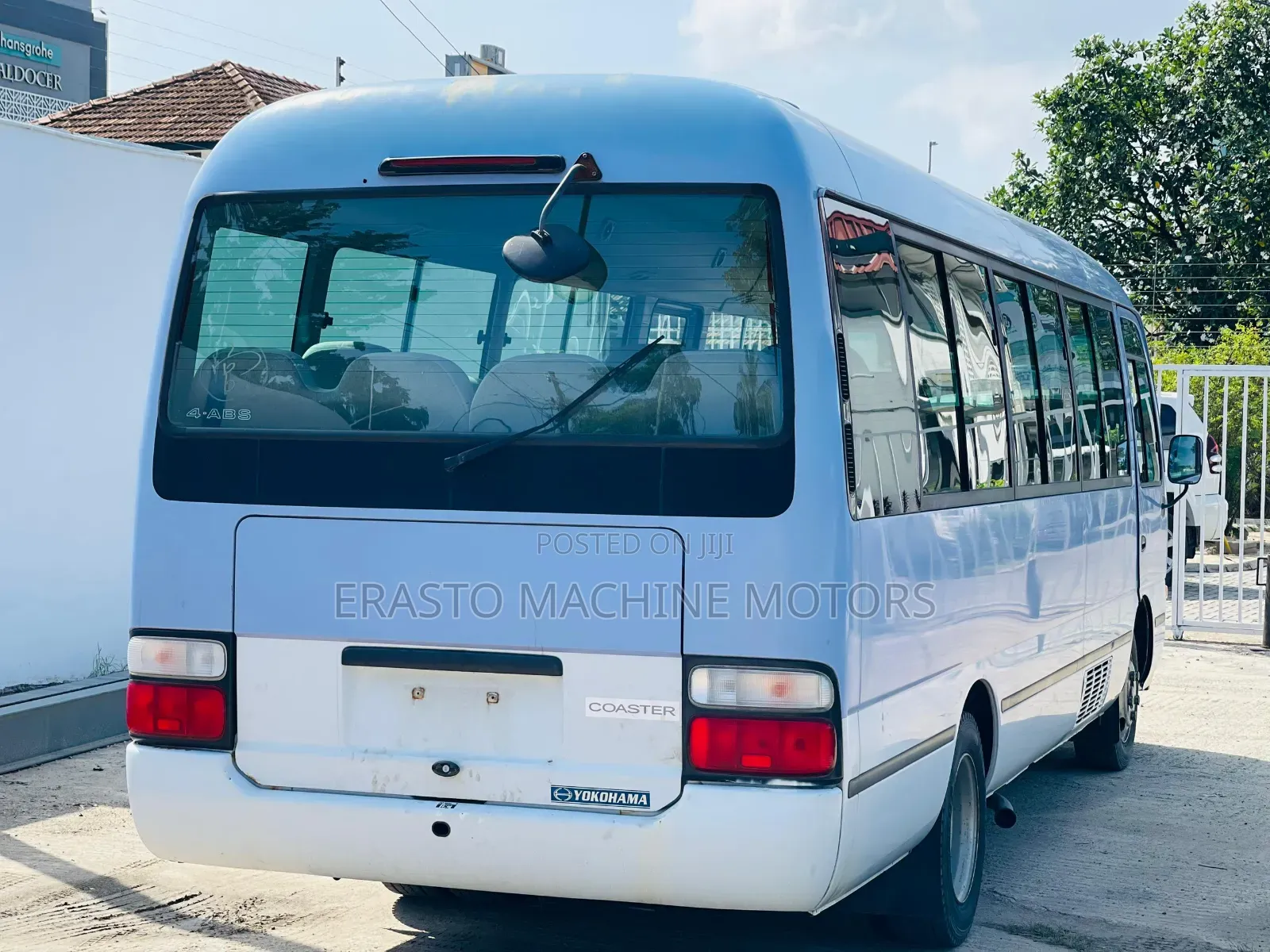 Toyota Coaster 2005