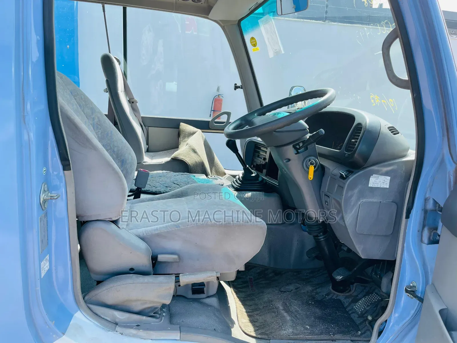 Toyota Coaster 2005