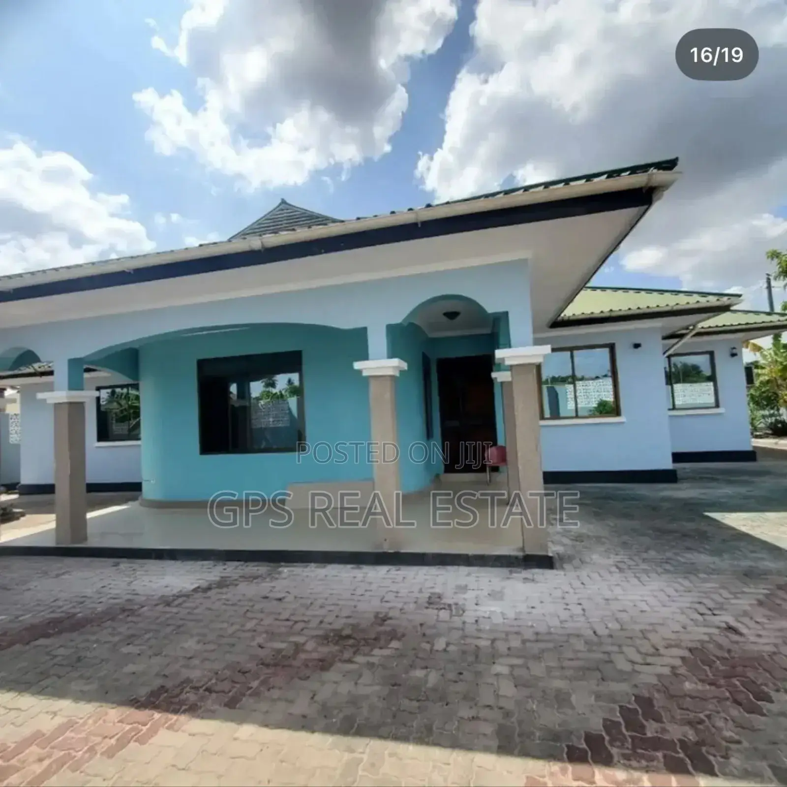 5bdrm House in Gongo La Mboto, Ilala for sale