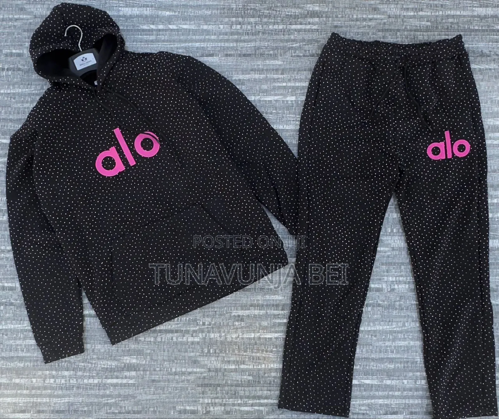 Full Outfit Track