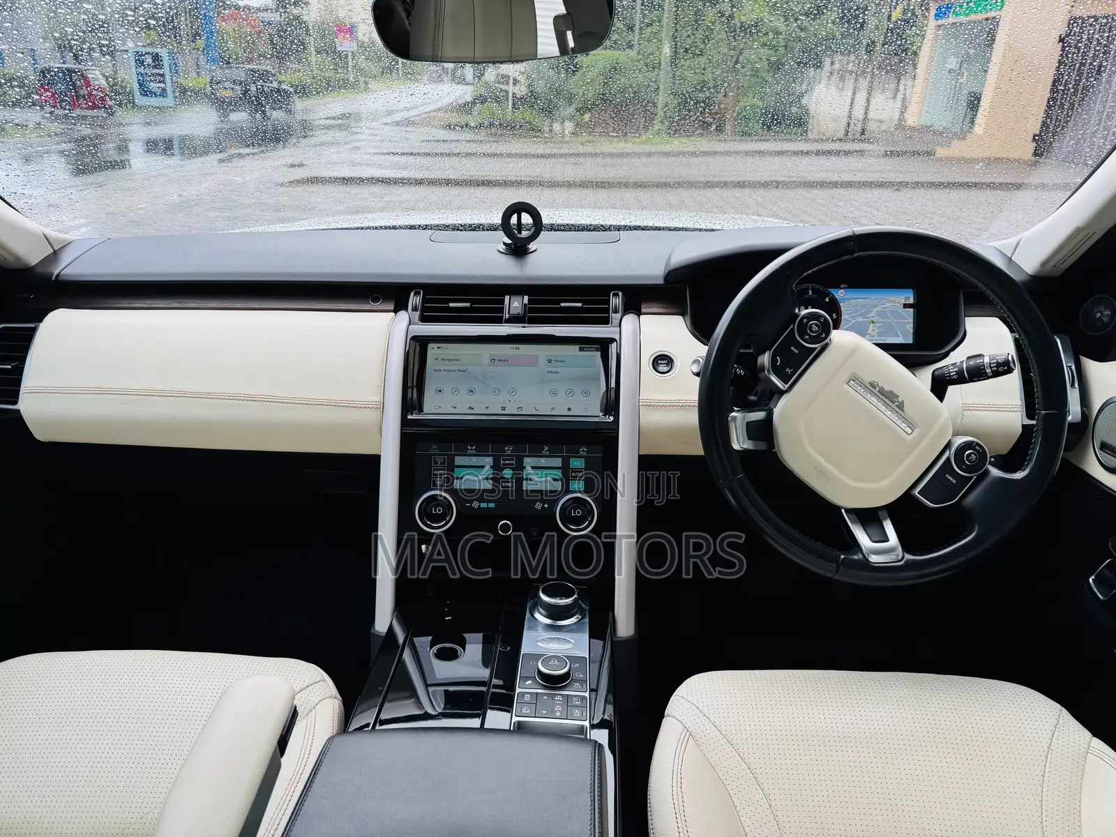 Land Rover Discovery HSE LUXURY 4x4 2018 White