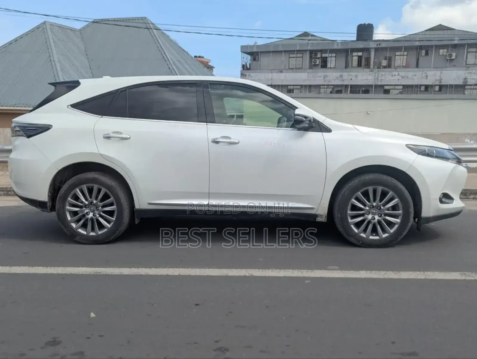 Toyota Harrier 2.5 Hybrid 4WD 2015 White